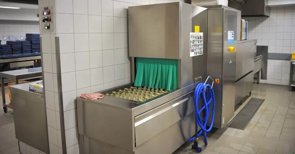 cómo elegir un lavavajillas industrial